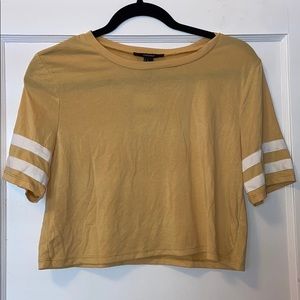 Yellow cropped tee